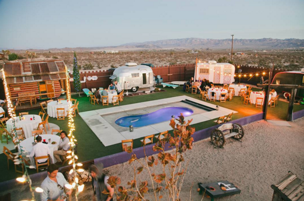 You can throw a kitschy, low-key wedding at the Hicksville Trailer Palace in Joshua Tree, California — so cute. 