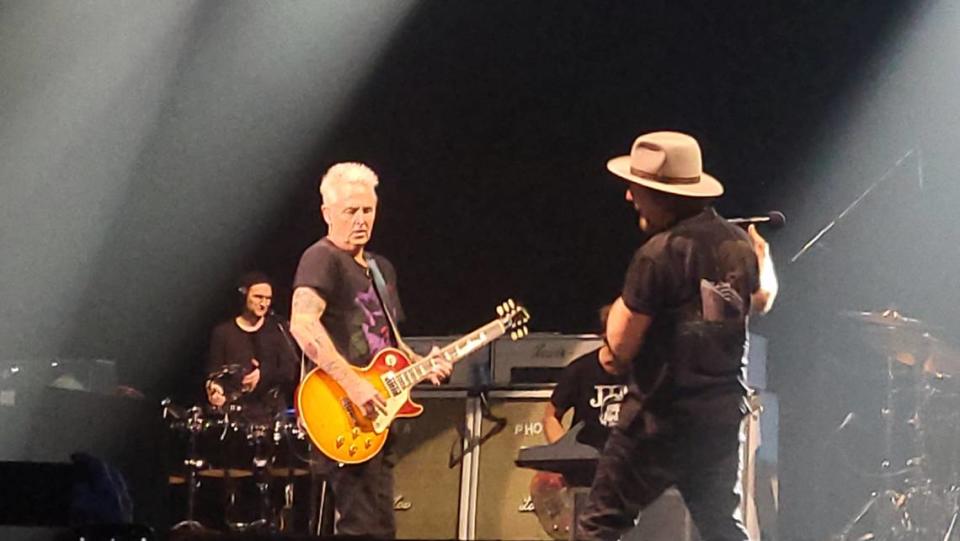 Pearl Jam guitarist Mike McCready, left, with singer Eddie Vedder at Dickies Arena in Fort Worth on Friday, Sept. 15, 2023. Stefan Stephenson/Special to the Star-Telegram