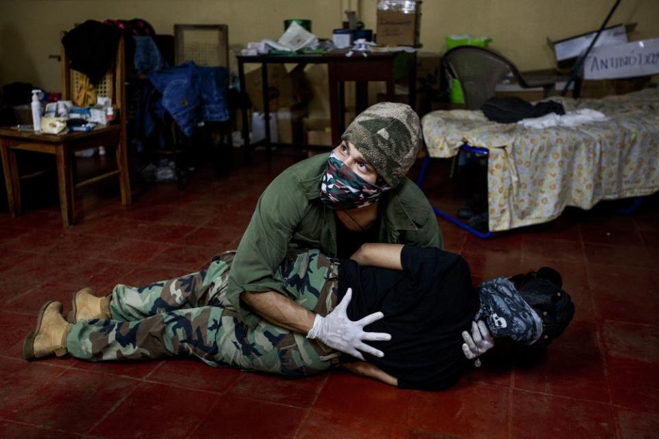 Students receive first-aid training in the National Autonomous University of Managua on June 28.