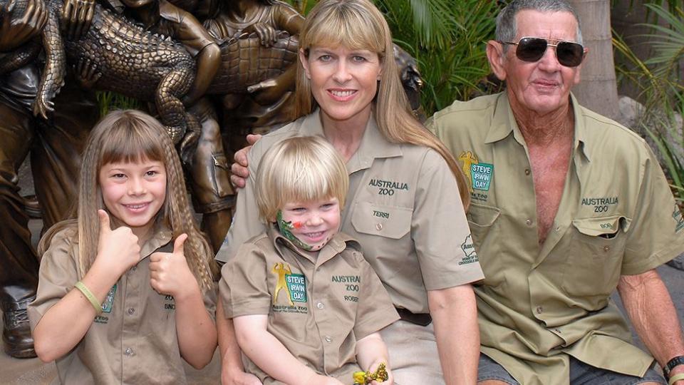 Bob Irwin with Bindi, Bob and Terri before he left the zoo, and lost contact with his late son's family. Photo: Getty Images