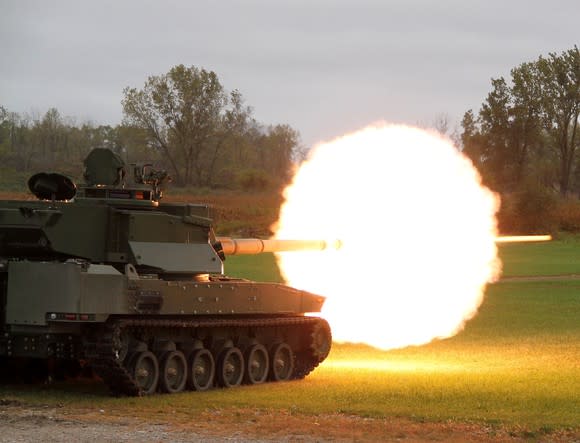 General Dynamics' Griffin prototype firing it's main weapon.