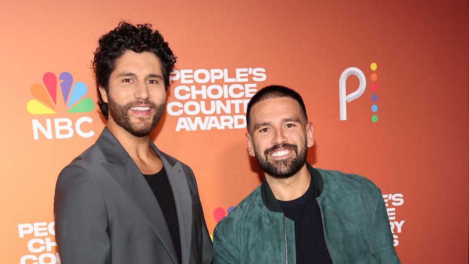 2023 people's choice country awards arrivals