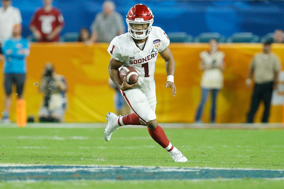 Oklahoma coach Lincoln Riley said that Kyler Murray’s ability to run the football is similar to Barry Sanders. (Michael Reaves/Getty Images)