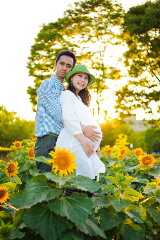 The best remedy for labor pains is to lean against your partner in a sunflower field.