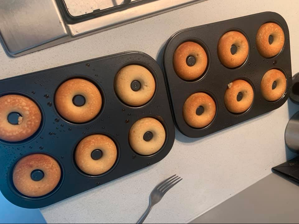 Aldi baking tray doughnuts