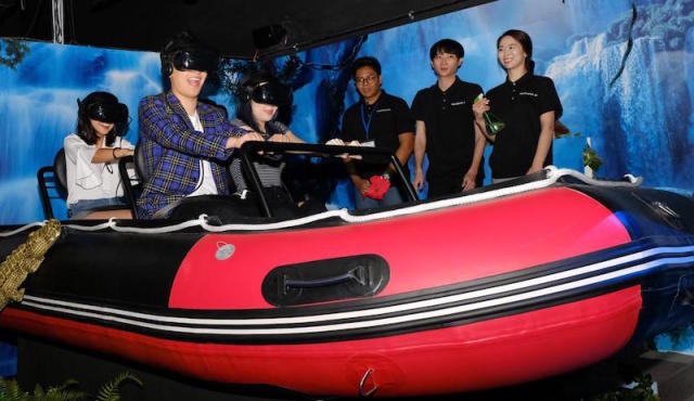 lukker det tvivler jeg på Ellers HeadRock VR is Singapore's first virtual reality 'theme park' with 11 rides  in Sentosa