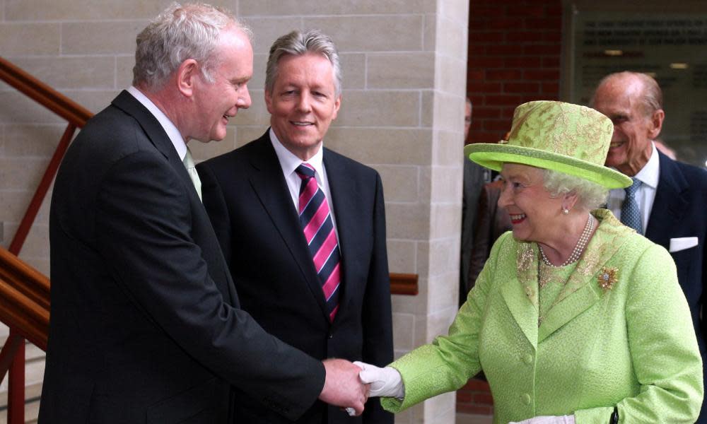 Martin McGuinness meeting the Queen in 2012