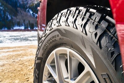 The Cooper Discoverer Road+Trail AT features a refreshed design with thick interlocking tread lugs providing confidence in wet and dry conditions and continuous tread pattern extending over 50% further down the sidewall than the predecessor providing more grip for soft surfaces and control on uneven terrain.  This tire also has the three-peak mountain snowflake designation for traction and stability in winter weather conditions.