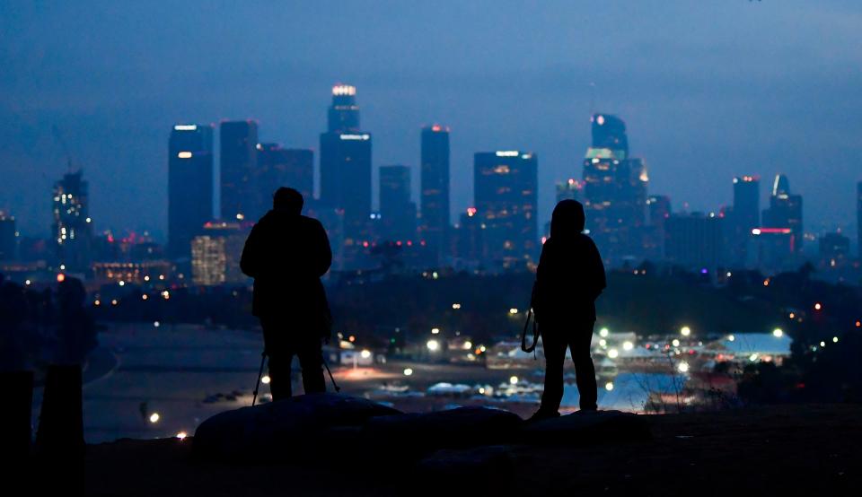 <p>Reports of the “California exodus” were greatly exaggerated, a new study finds.</p> (AFP via Getty Images)