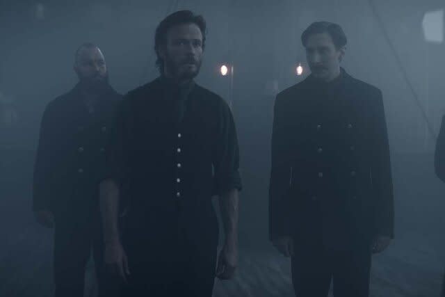 Emily Beecham, Isaak Dentler, Andreas Pietschmann, Niklas Maienschein, Tino Mewes in 1899 Season 1 Episode 3