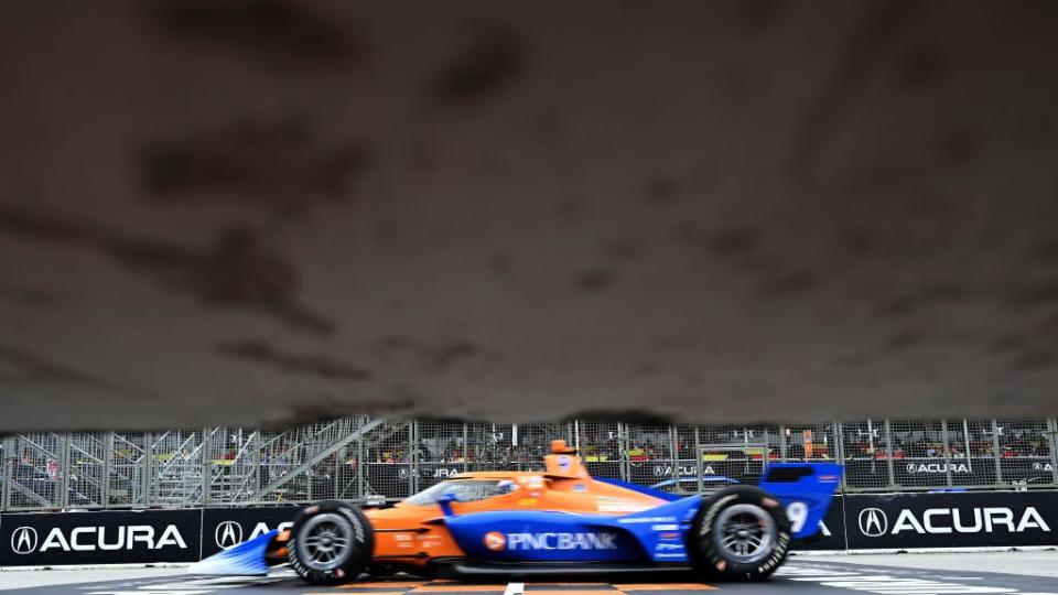 practice and qualifying saturday at the indycar acura grand prix of long beach