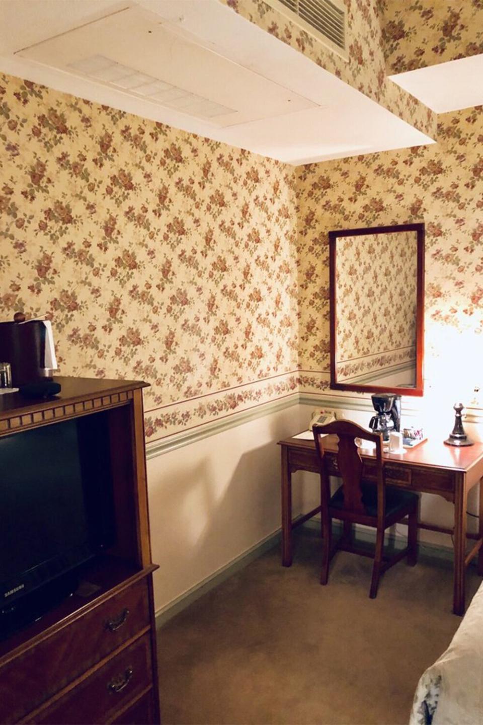 Haunted hotels via YELP