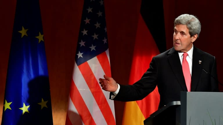 US Secretary of State John Kerry delivers a speech at the German foreign ministry on December 5, 2016 in Berlin