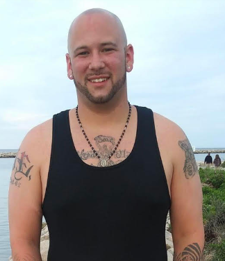 Peter M. Curtis, 34, is described as 210 pounds, 5 feet, 9 inches tall.