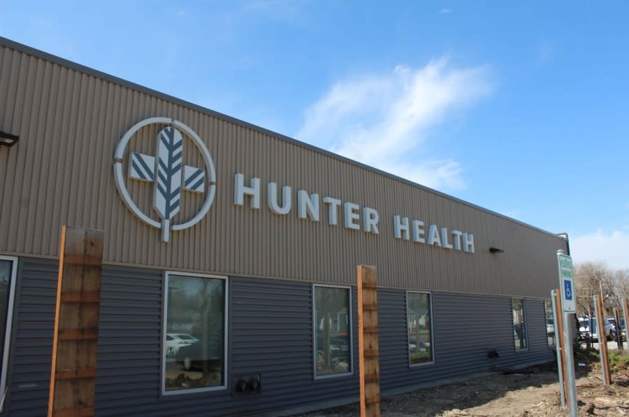 unter Health’s new clinic sits just to the north of its old offices at Central and Grove. (Kylie Cameron / KMUW)