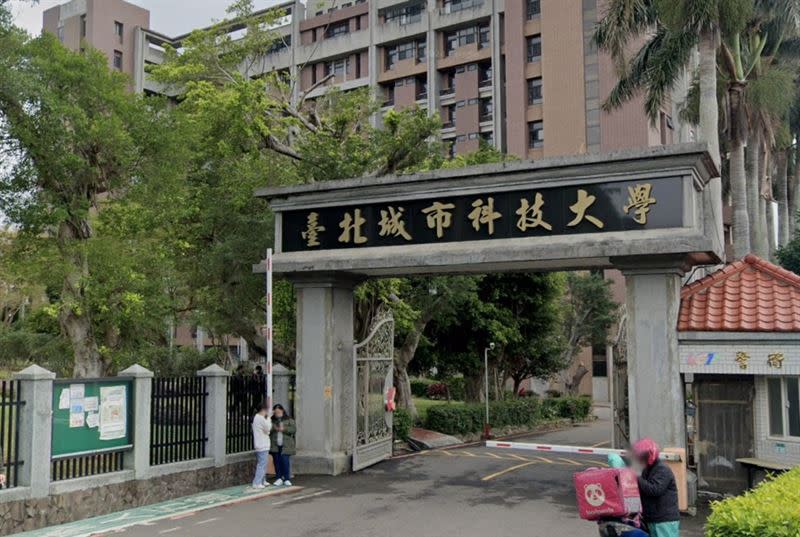 台北城市科技大學校內的萊爾富，有幸運得主只花55元就中1000萬。（圖／翻攝自Google地圖）