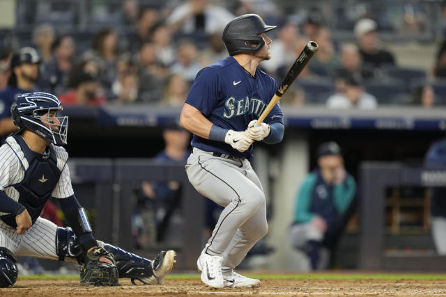 Sloppy Yankees lose to Mariners in 13 innings, waste strong Gerrit Cole  start