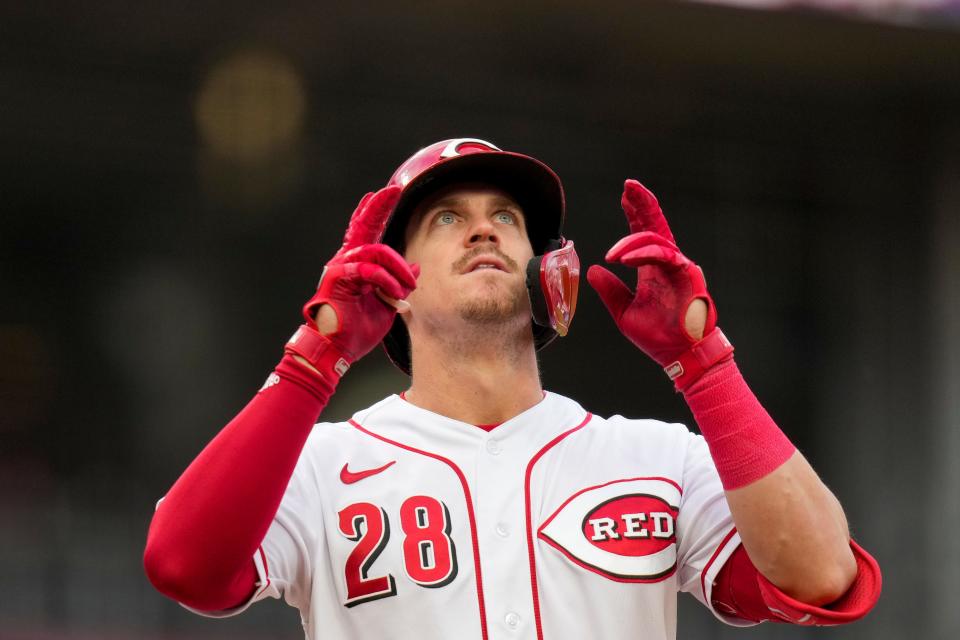 Cincinnati Reds second baseman Kevin Newman saw 13 straight fastballs in the fifth inning and worked a walk that changed Sunday's game for the Reds.