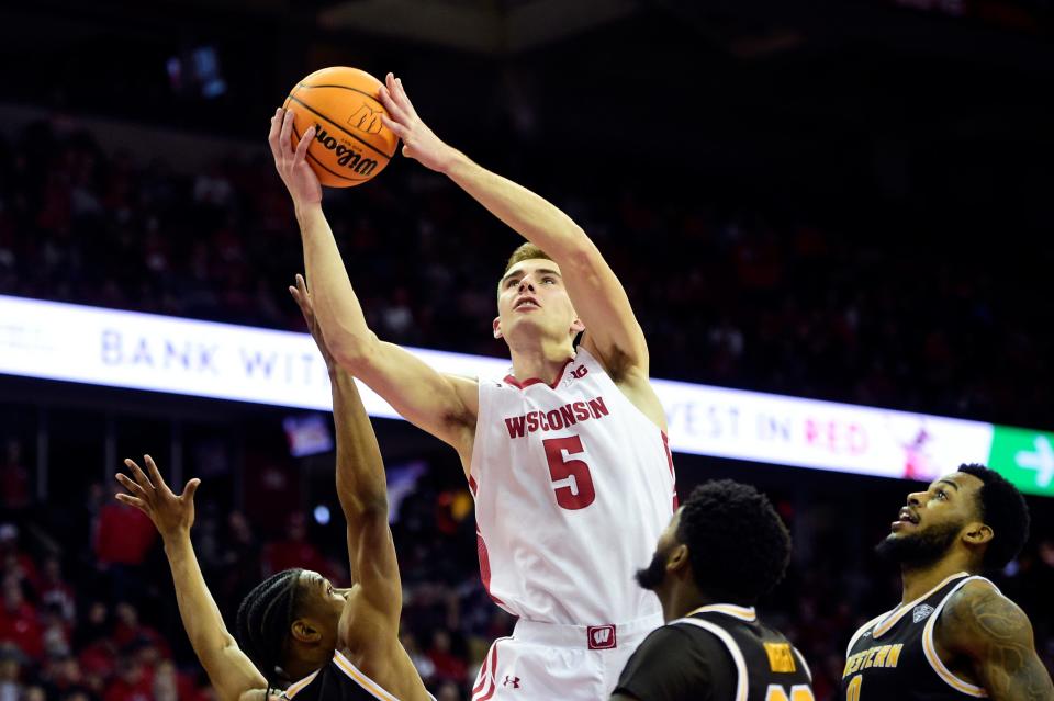 The Wisconsin Badgers have missed Tyler Wahl's post presence the last couple of weeks while he's been out with an injury.