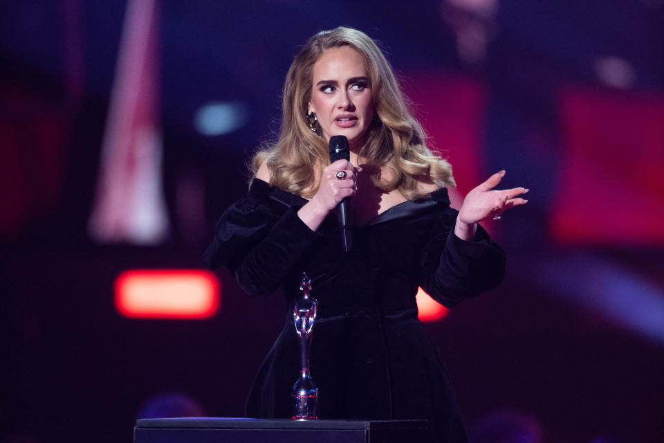 Adele on stage during the the Brit Awards 2022 at the O2 Arena, London. Picture date: Tuesday February 8, 2022. Photo credit should read: Matt Crossick/EmpicsEDITORIAL USE ONLY. NO MERCHANDISING. 