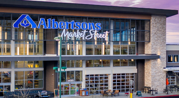 Albertsons (ACI) storefront with blue sign