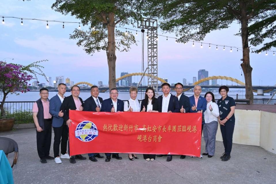▲越南峴港台商會熱烈歡迎高市長率團參訪。