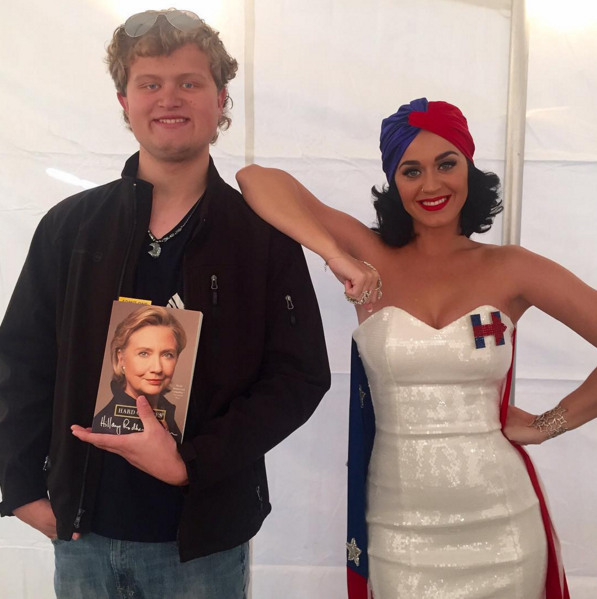 Katy Perry posing with a Hillary Clinton for President volunteer. 