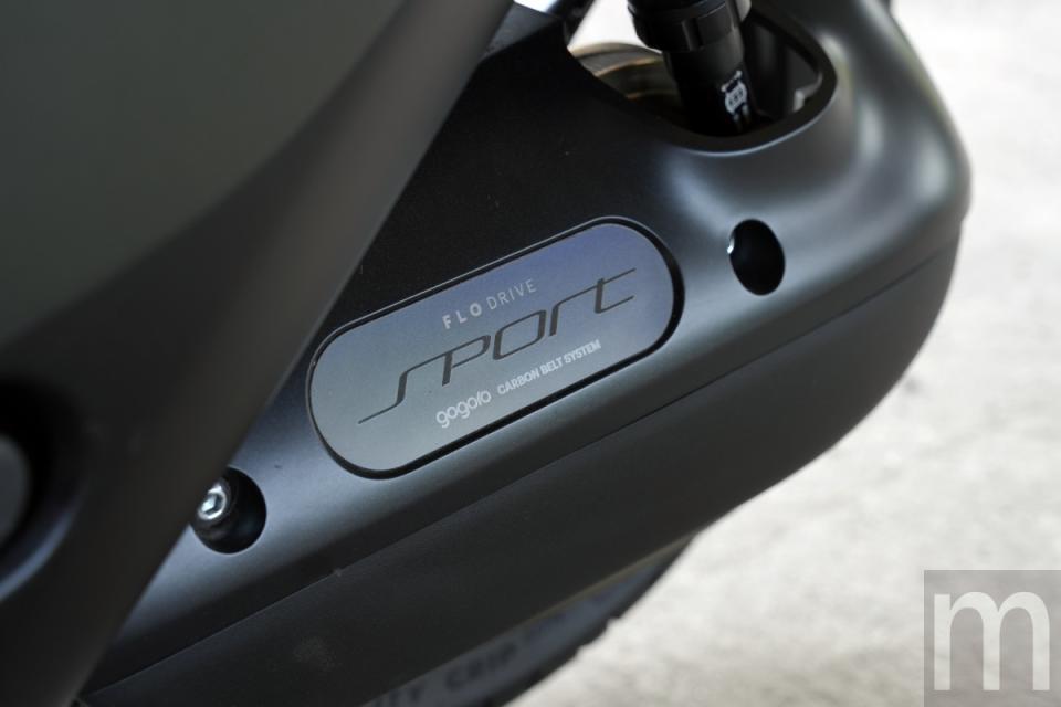 ▲一樣換上新款FLO DRIVE Sport運動化皮帶傳動系統，馬達也採用去年車款陸續升級，具備7.6kW輸出功率的新款G2.2斜齒式馬達