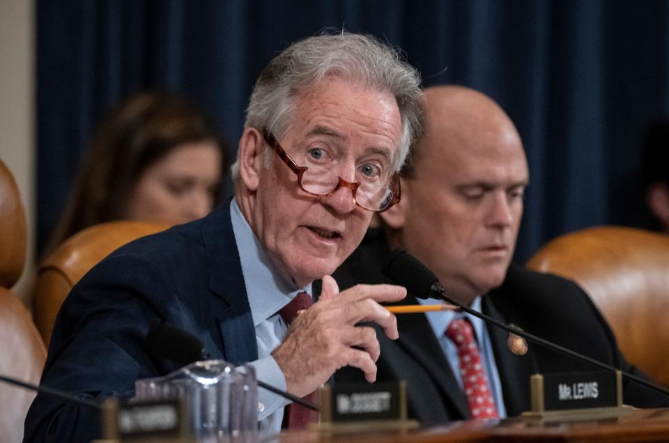 House Ways and Means Committee Chairman Richard Neal (D-Mass.) is joined at right by Rep. Tom Reed (R-N.Y.) at a hearing May 9. Neal issued subpoenas for six years of President Donald Trump's tax returns. (Photo: J. Scott Applewhite/ASSOCIATED PRESS)