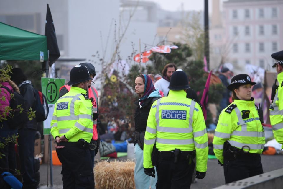 Police on Waterloo Bridge this morning (Jeremy Selwyn)