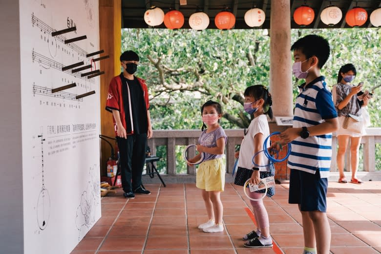 「月琴套圈圈」每年9月「台灣月琴民謠協會」與溫博館合作，舉辦台灣月琴民謠祭。圖片提供/北投溫泉博物館