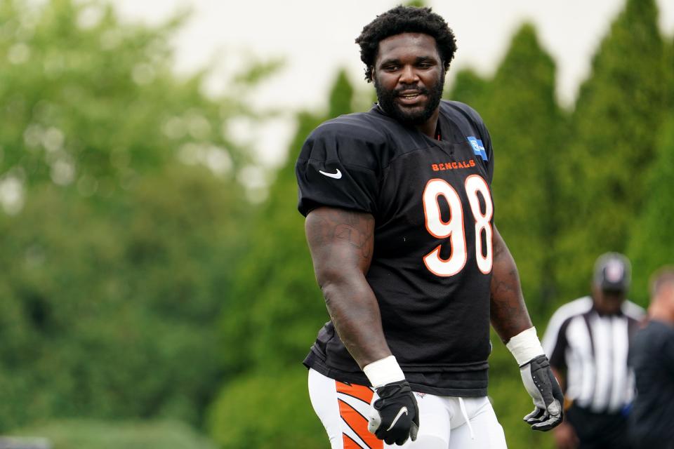 Cincinnati Bengals nose tackle D.J. Reader, shown at practice in August, is recovering from a knee injury in Week 4 of the 2022 season.