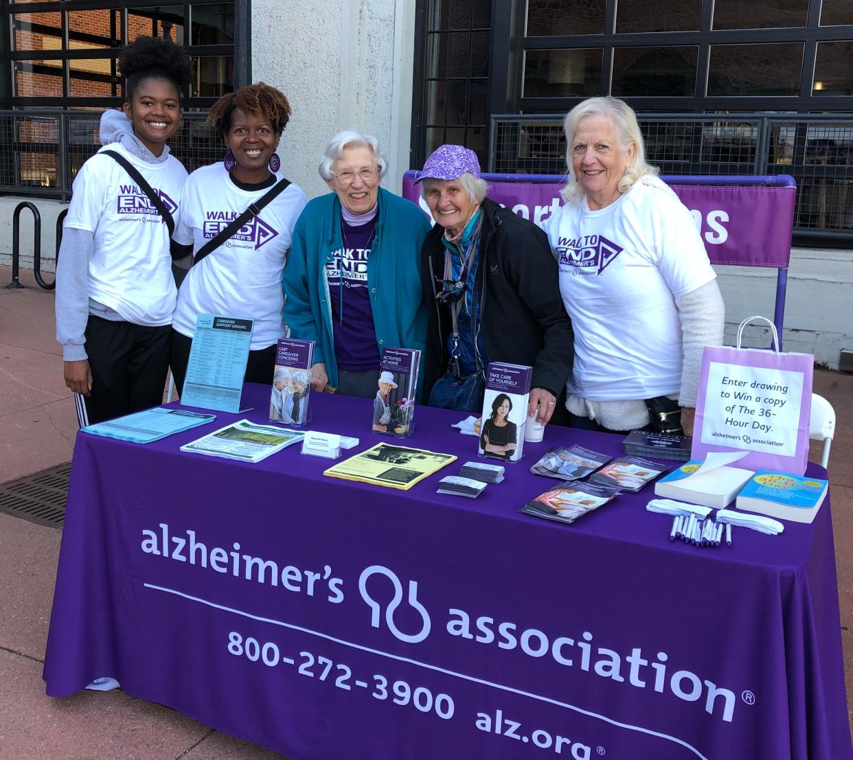 The Alzheimer’s Association Northwest Ohio Chapter is seeking volunteers to assist with community education, support groups, fundraisers, advocacy and Walks to End Alzheimer’s.