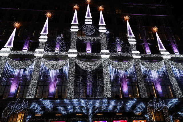 Sir Elton John kicks off holiday season at Saks Fifth Avenue window  unveiling and light show