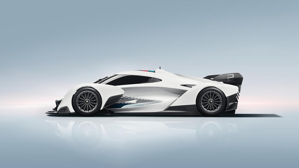 The McLaren Solus GT from the side