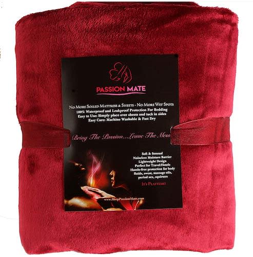 The Best Sex Blankets For Stain Free Hookups And Cleaner Sheets 7176