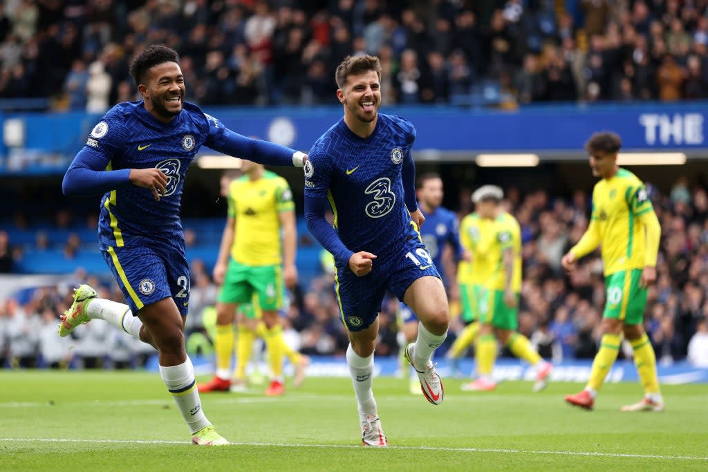 Mason Mount celebrates with teammate Reece James after scoring Chelsea’s first goal against Norwich City (Getty Images)