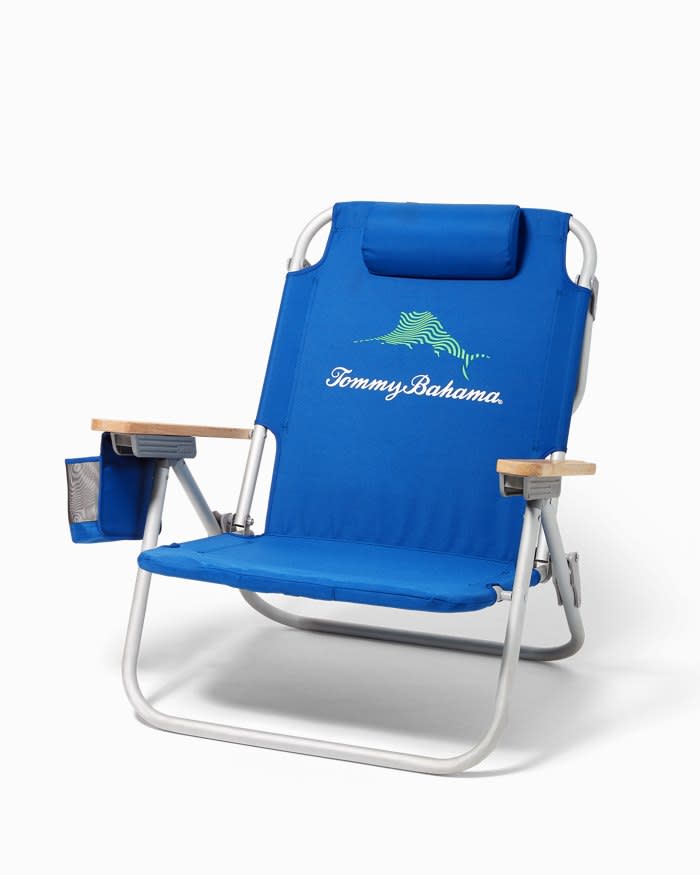 <p><a href="https://go.redirectingat.com?id=74968X1596630&url=https%3A%2F%2Fwww.tommybahama.com%2Fen%2FWavy-Marlin-Deluxe-Backpack-Beach-Chair%2Fp%2FSH481124-220&sref=https%3A%2F%2Fwww.cosmopolitan.com%2Flifestyle%2Fg39188601%2Fbest-beach-chairs%2F" rel="nofollow noopener" target="_blank" data-ylk="slk:Shop Now;elm:context_link;itc:0;sec:content-canvas" class="link ">Shop Now</a></p><p>Deluxe Beach Chair</p><p>$89.50</p><p>tommybahama.com</p><span class="copyright">Courtesy</span>