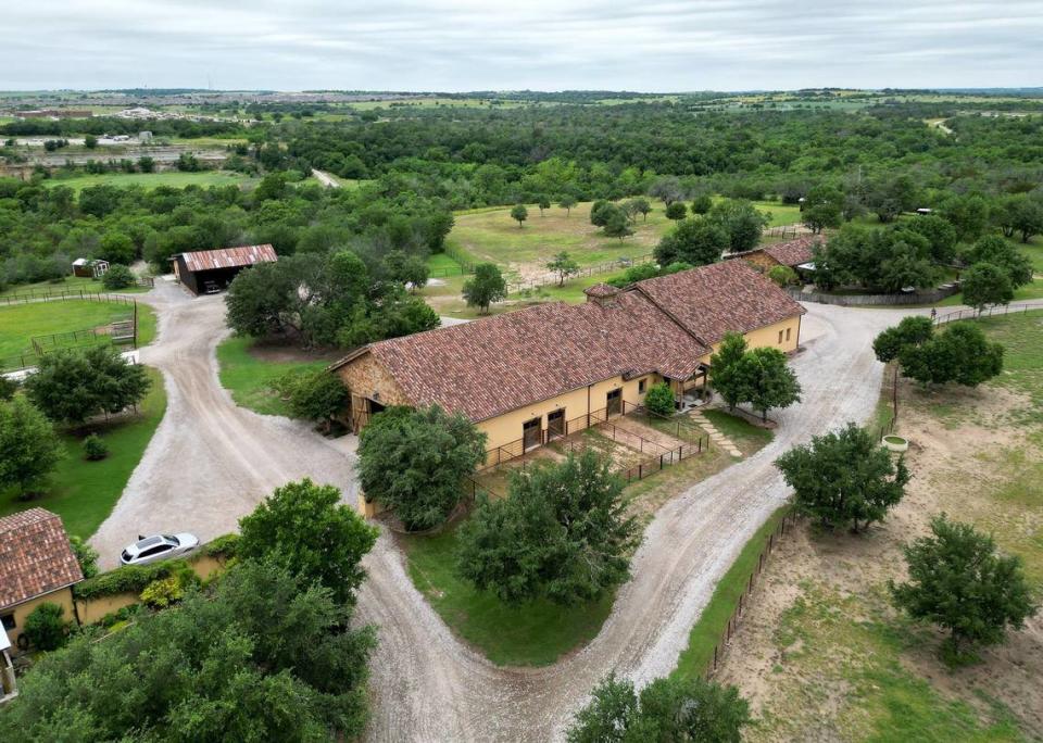 The stable barn on the property of Lazy H Ranch, a 63-acre property in Fort Worth. Amanda McCoy/amccoy@star-telegram.com