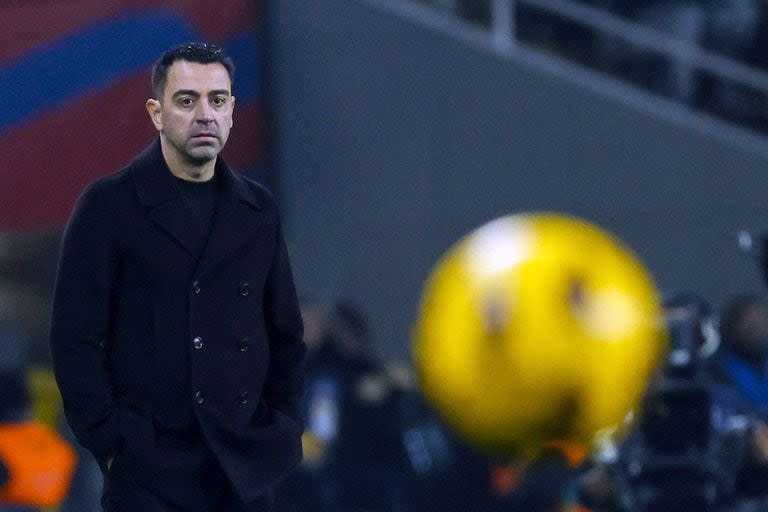 Después de anunciar que se va, ya empezó la carrera por la sucesión de Xavi en Barcelona