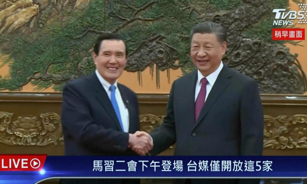 <span>Xi Jinping (right) met the former Taiwanese president Ma Ying-jeou in Beijing on Wednesday.</span><span>Photograph: TVBS via AP</span>