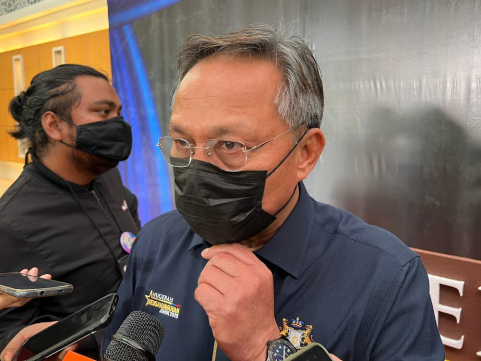 On Saturday, Hasni said that the Johor government had to call for an early state election in order to win a strong mandate to continue administering the state. — Picture by Ben Tan