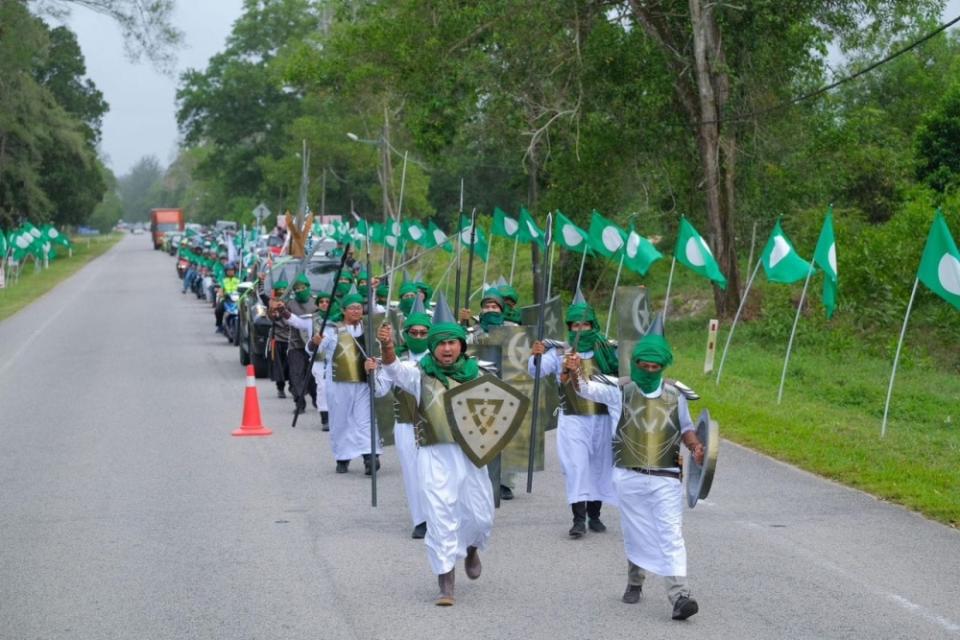 Organisers of the PAS Youth parade in Terengganu have been called out for being callous with their choice of outfits and portrayal of Islam. — Picture via social media