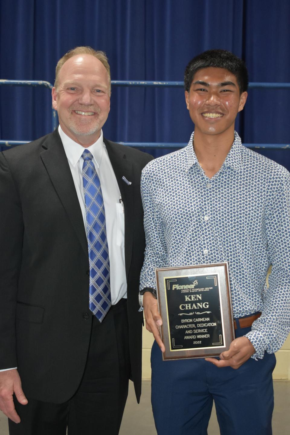 Pioneer Superintendent Greg Nickoli presented Ken Chang of Ontario High School with the 2022 Carmean Award.