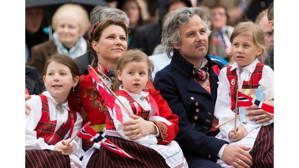 Princess Martha Louise and Ari Behn with Maud Angelica, Leah Isadora and Emma Tallulah in 2013