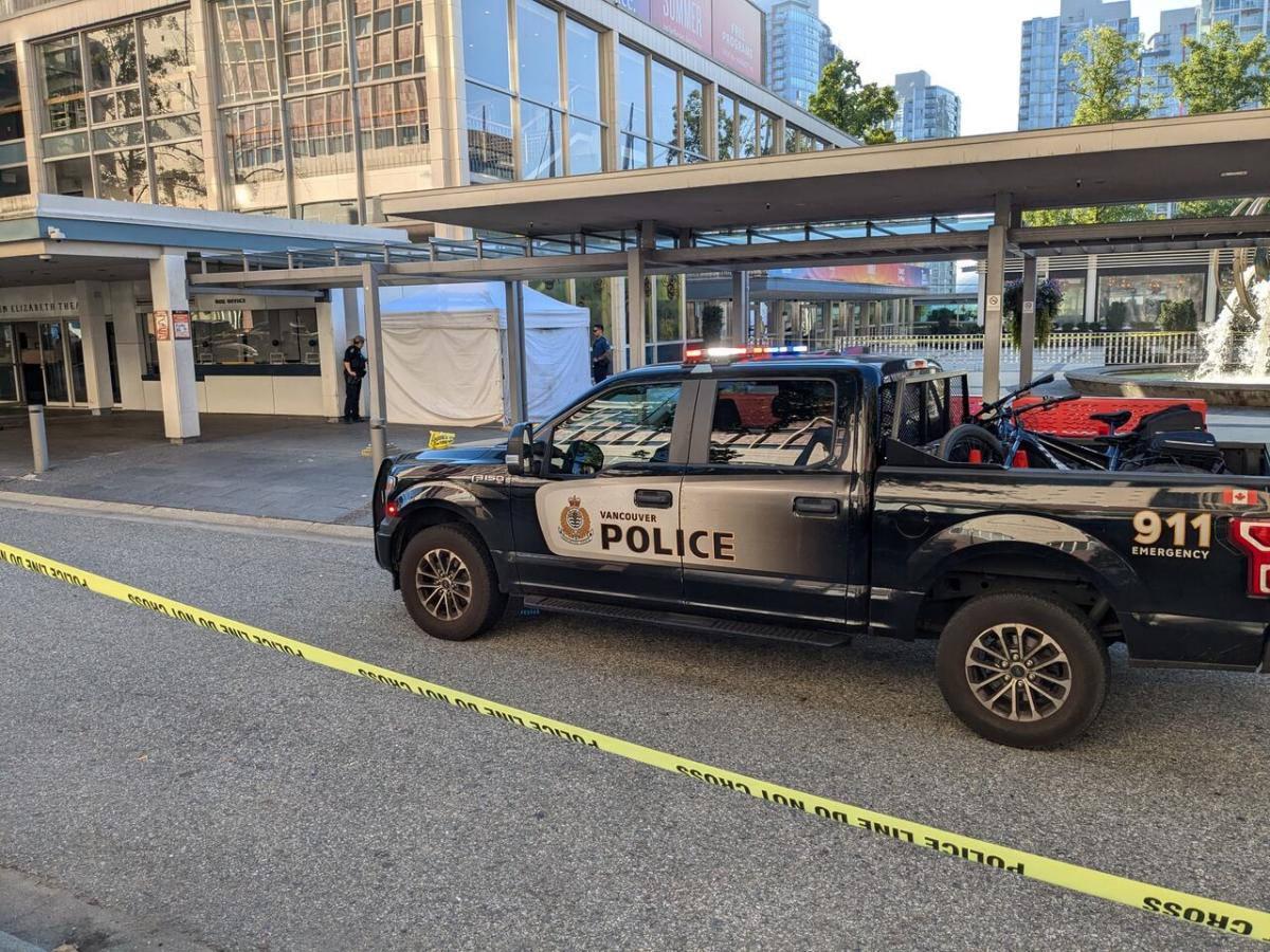 1 dead, 1 arrested in ‘serious incidents’ in downtown Vancouver