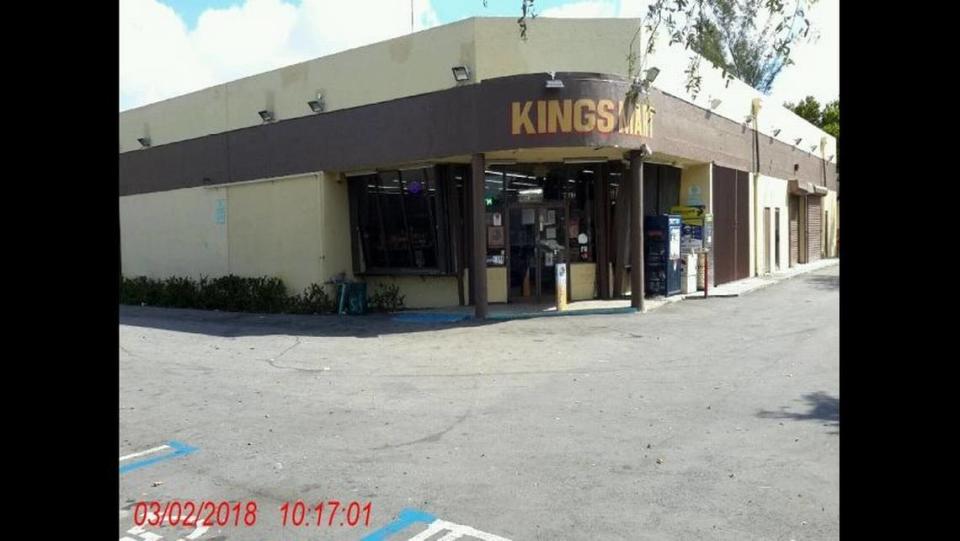 Kings Mart, 250 NW 31st Ave., Pompano Beach.