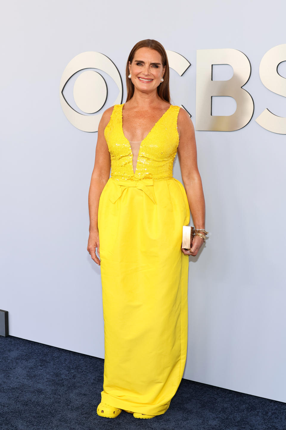 Brooke Shields wore Monique Lhuillier and Crocs for the 2024 Tony Awards at David H. Koch Theater at Lincoln Center on June 16 in New York. (Photo by Dia Dipasupil/Getty Images)