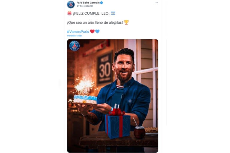 La publicación en la que se ve a Messi con la torta de cumpleaños con detalles de argentina