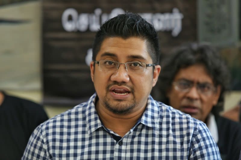 Badrul (pic) denied that he was involved with a former researcher to tarnish Datuk Seri Anwar Ibrahim’s name. ― Picture by Saw Siow Feng